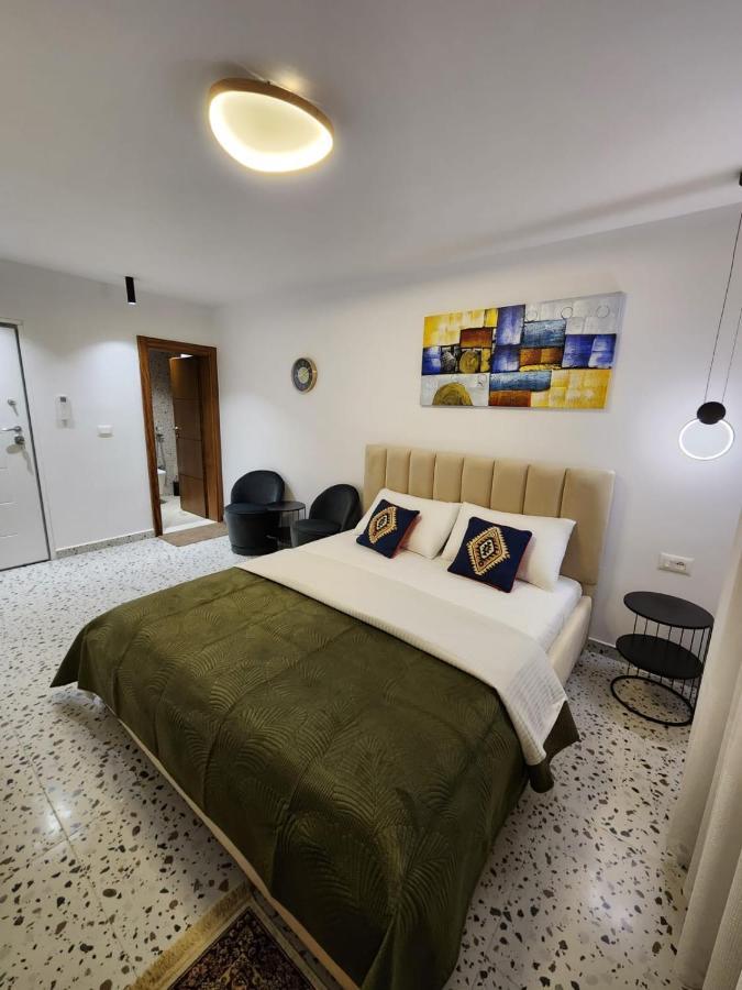 Pietro Guesthouse 2 Tirana Esterno foto